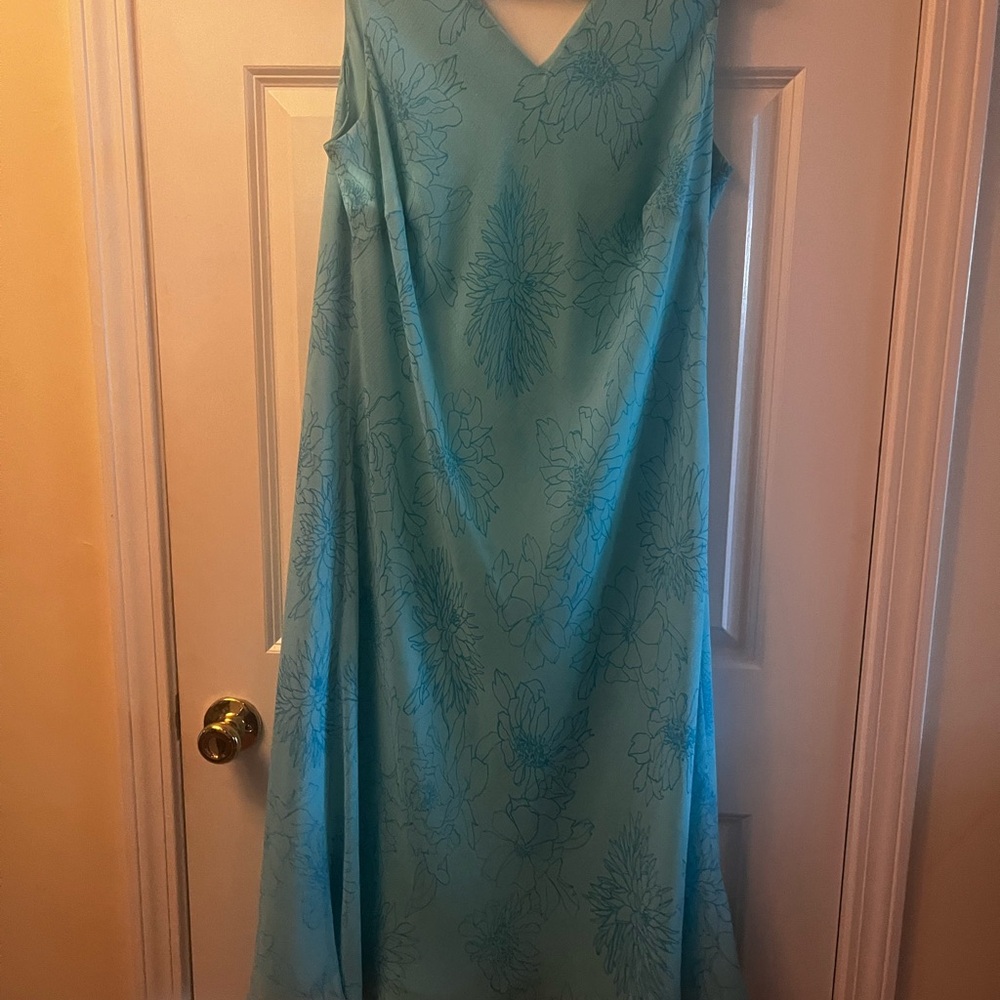 Casual Corner Floral Maxi Dress